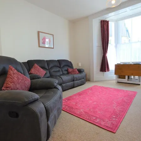 Апартаменты Stoker's Retreat Уитби