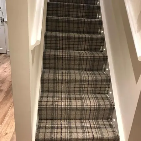 Stoker's Retreat Апартаменты *