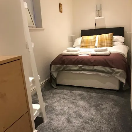 Stoker's Retreat * Уитби